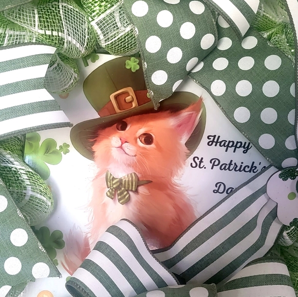 St. Patrick's Day Irish Cat Deco Mesh Bow Wreath - Picture 2 of 8